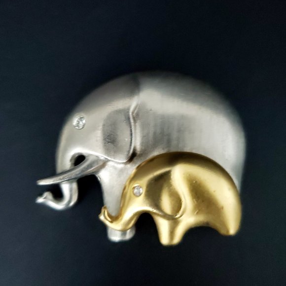 VTG Mother & Baby Elephant Brooch Pin Matte Silver & Gold tone Rhinestone Eyes - Picture 2 of 5